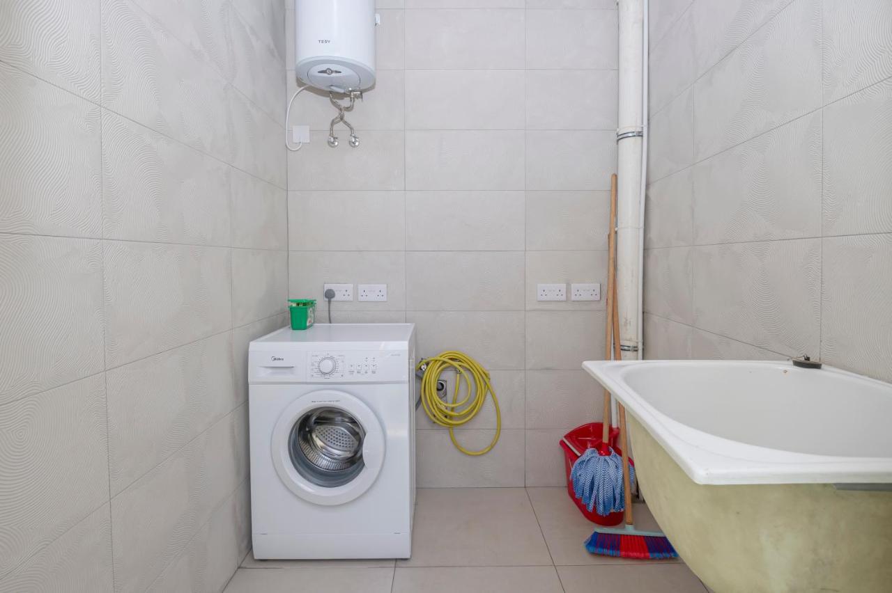Summer Breeze 3 Bedroom Family Maisonette With Sunny Terrace In Mellieha - By Getawaysmalta エクステリア 写真