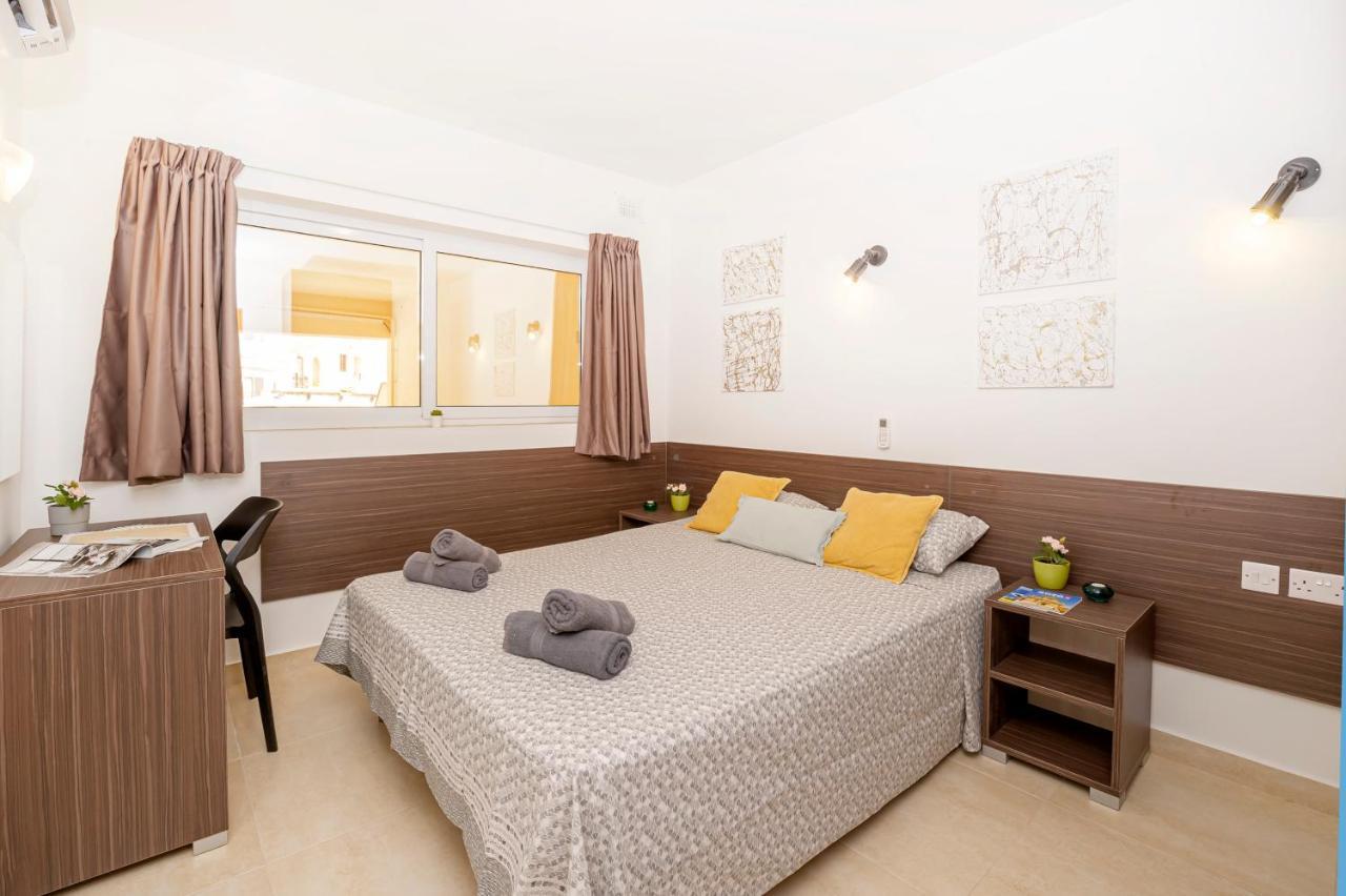 Summer Breeze 3 Bedroom Family Maisonette With Sunny Terrace In Mellieha - By Getawaysmalta エクステリア 写真